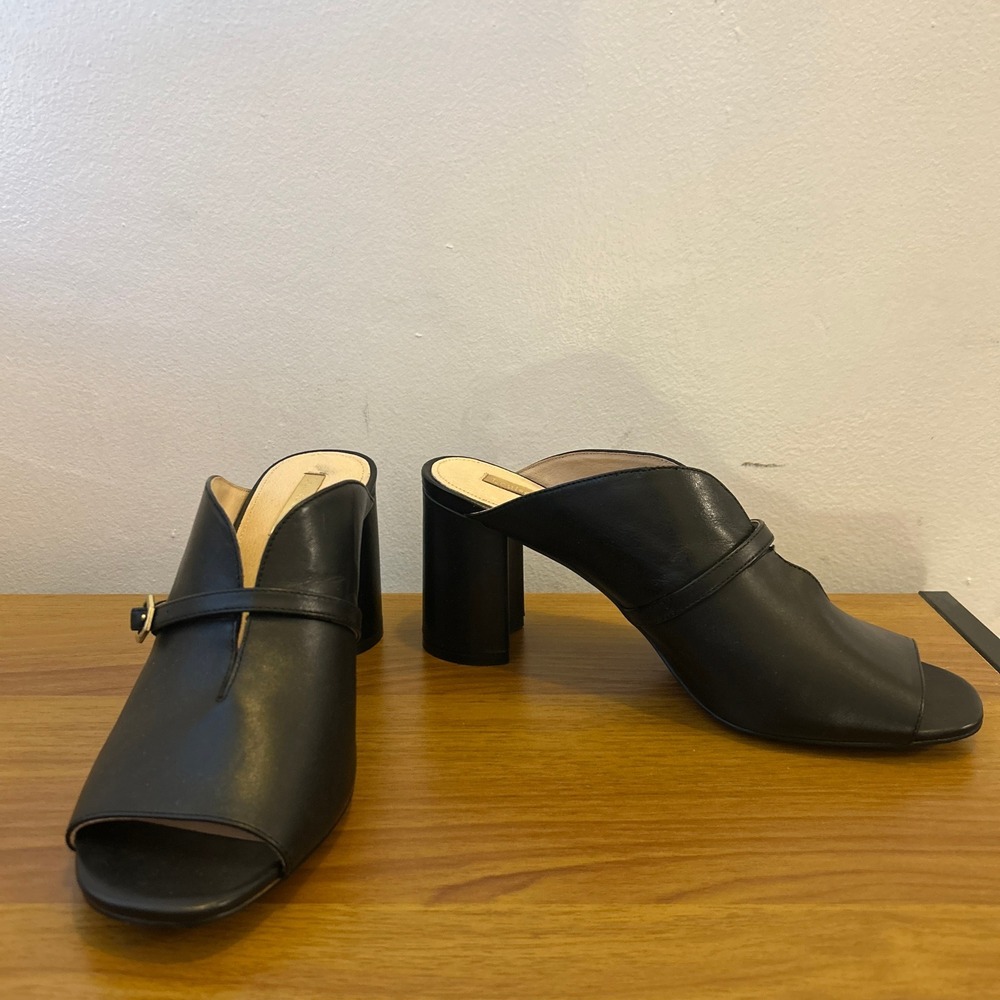 Louise et Cie Kimba Black Leather Block Heel Mules Gold Buckle Open Toe 9M - Picture 6 of 11